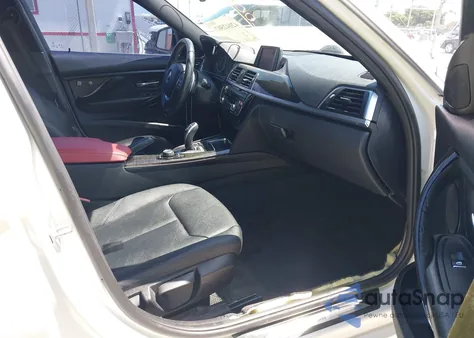 2018 BMW 330I z USA, uszkodzony, nr VIN WBA8B9G52JNU57283